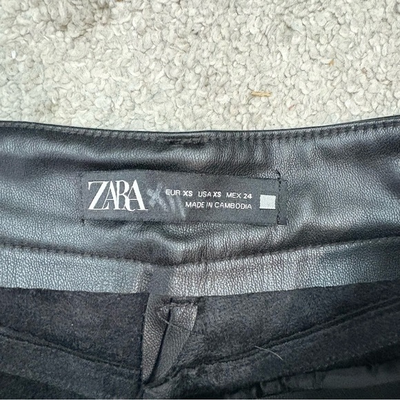 Zara Women Faux Leather Pleather Black Wide Leg Pants Trousers Chic Bikercore XS - Picture 6 of 10